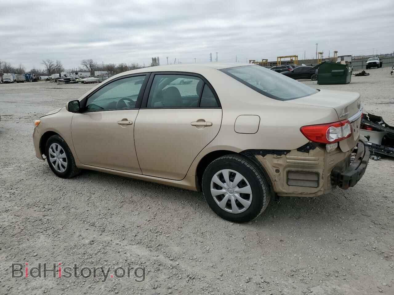 2011 TOYOTA COROLLA - VIN: 2T1BU4EE1BC549045 - Фото 2