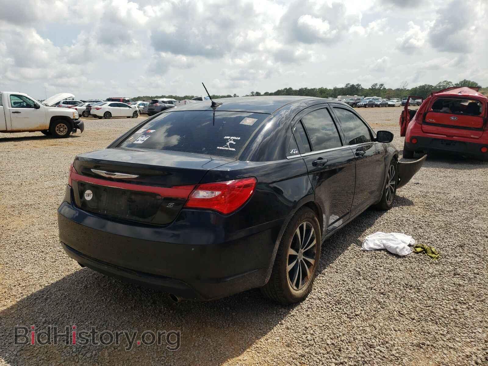 2014 CHRYSLER 200 - VIN: 1C3CCBBG4EN132008 - Фото 4