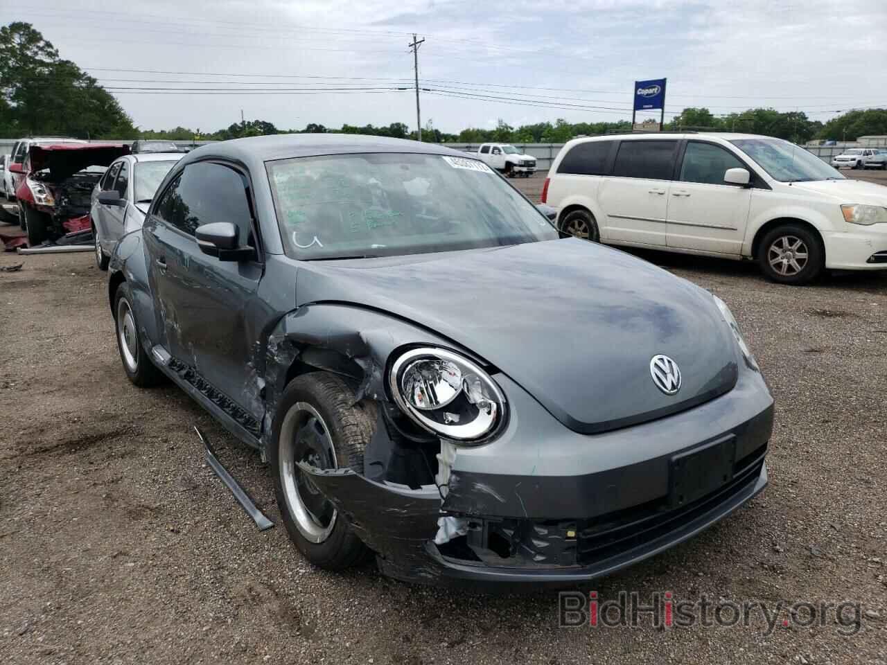 Photo 3VWJP7AT8CM619218 - VOLKSWAGEN BEETLE 2012