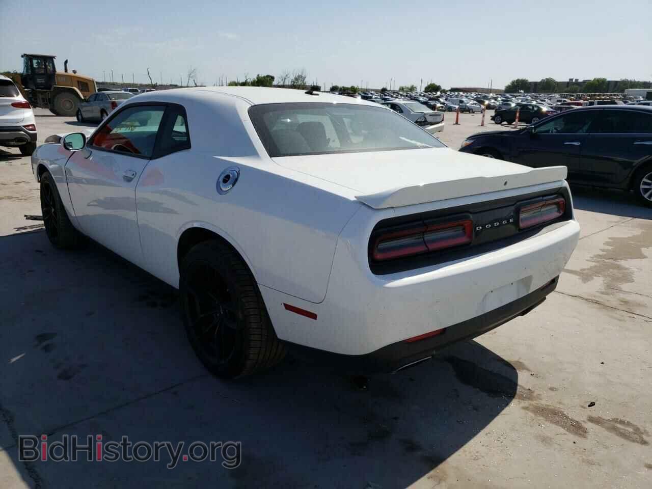 2018 DODGE CHALLENGER - VIN: 2C3CDZAG1JH236028 - Фото 3