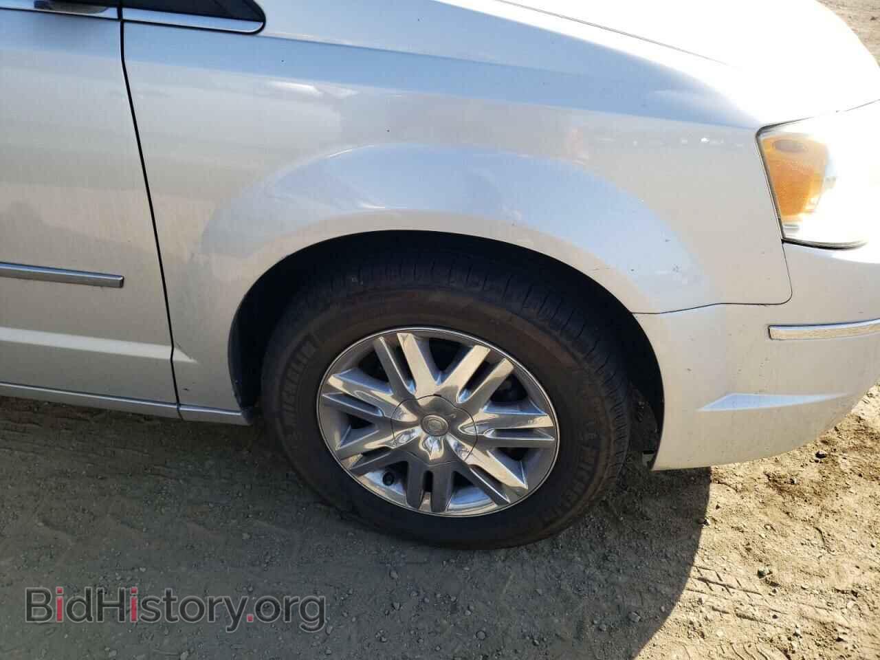 2008 CHRYSLER MINIVAN - VIN: 2A8HR64X78R108032 - Фото 9