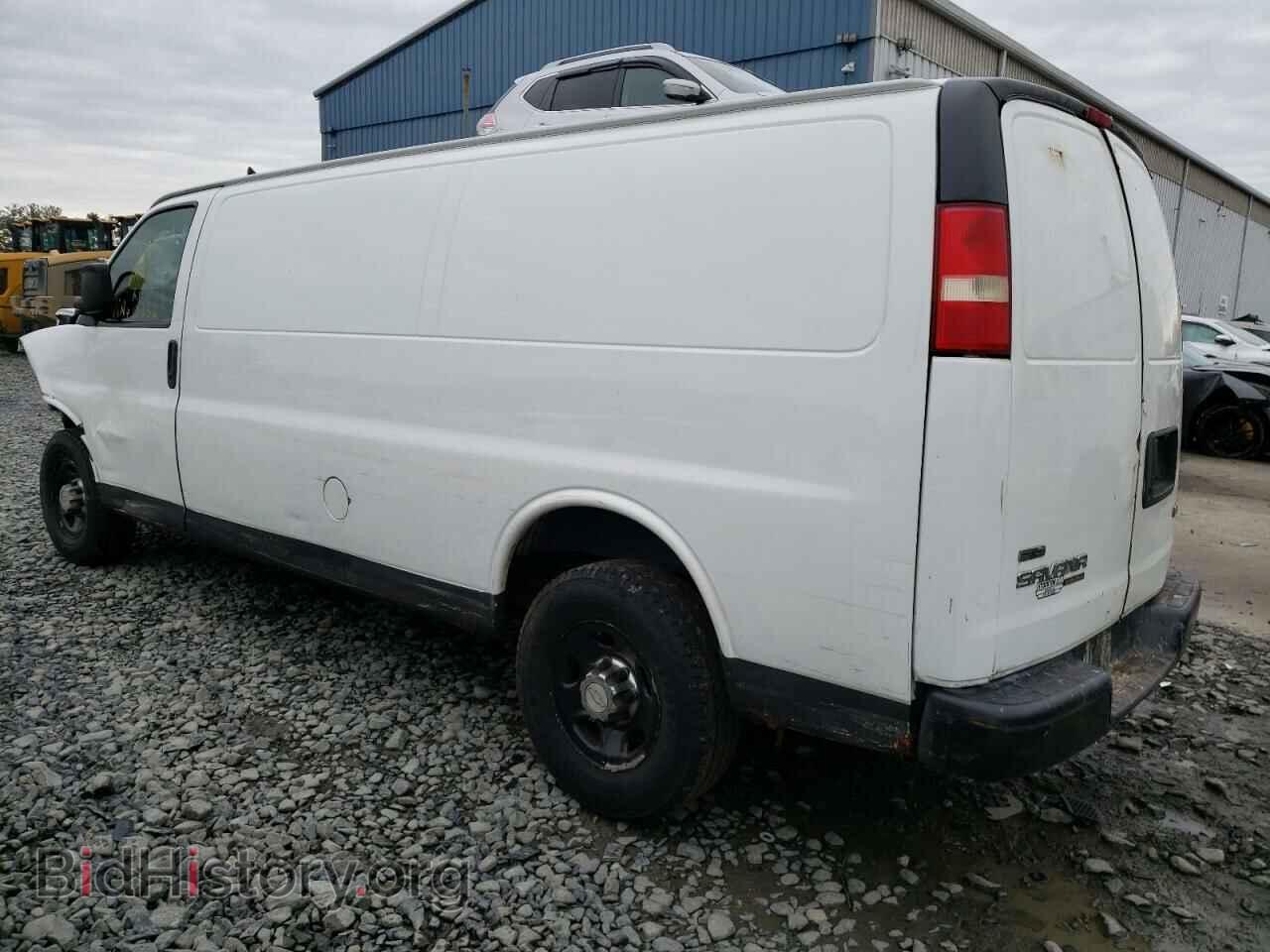 2011 GMC SAVANA - VIN: 1GTW7GCA5B1900232 - Фото 2