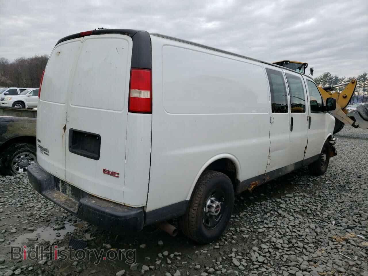 2011 GMC SAVANA - VIN: 1GTW7GCA5B1900232 - Фото 3