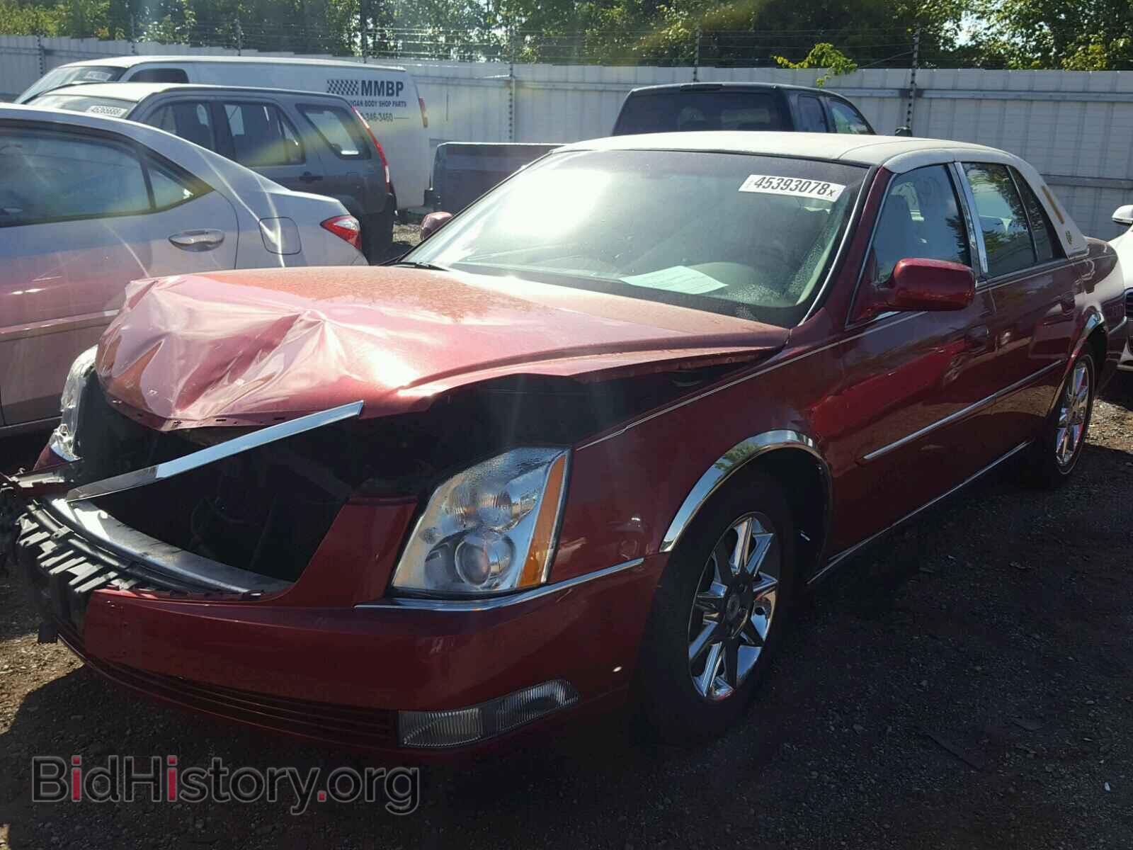 2011 CADILLAC DTS - VIN: 1G6KD5E61BU123716 - Фото 2