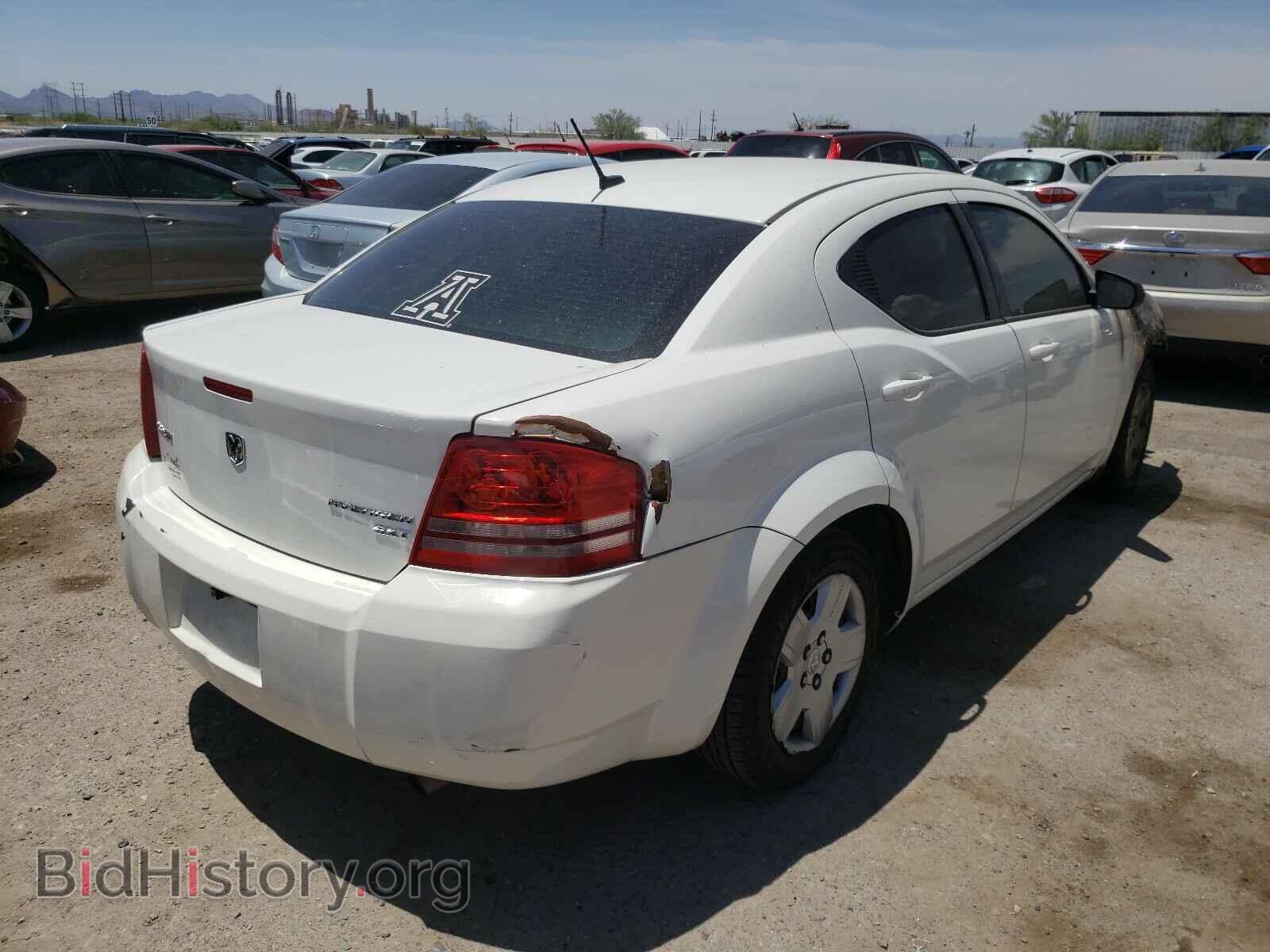2010 DODGE AVENGER - VIN: 1B3CC4FB3AN136732 - Photo 4