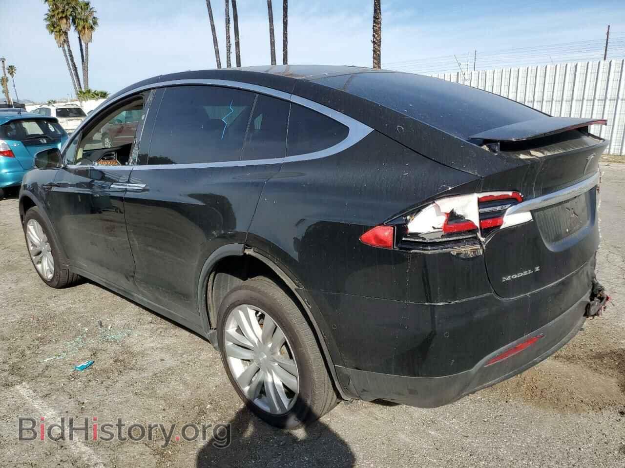 2017 TESLA MODEL X - VIN: 5YJXCDE26HF037963 - Фото 2