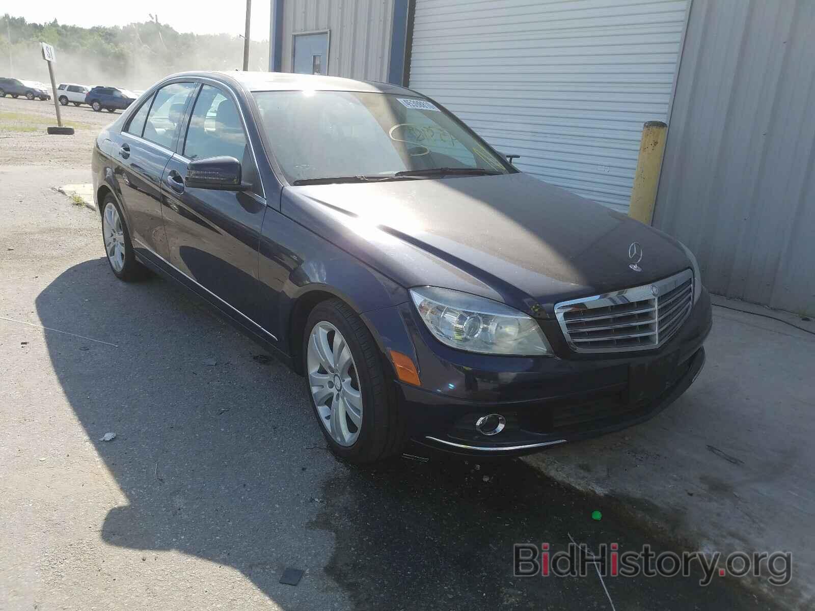 Photo WDDGF8BB4AR125600 - MERCEDES-BENZ C CLASS 2010