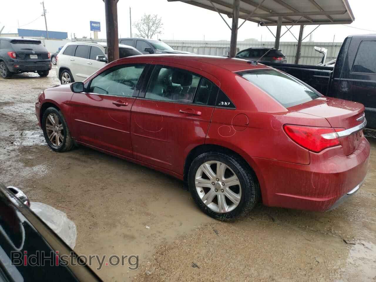2013 CHRYSLER 200 - VIN: 1C3CCBBB8DN732419 - Фото 2