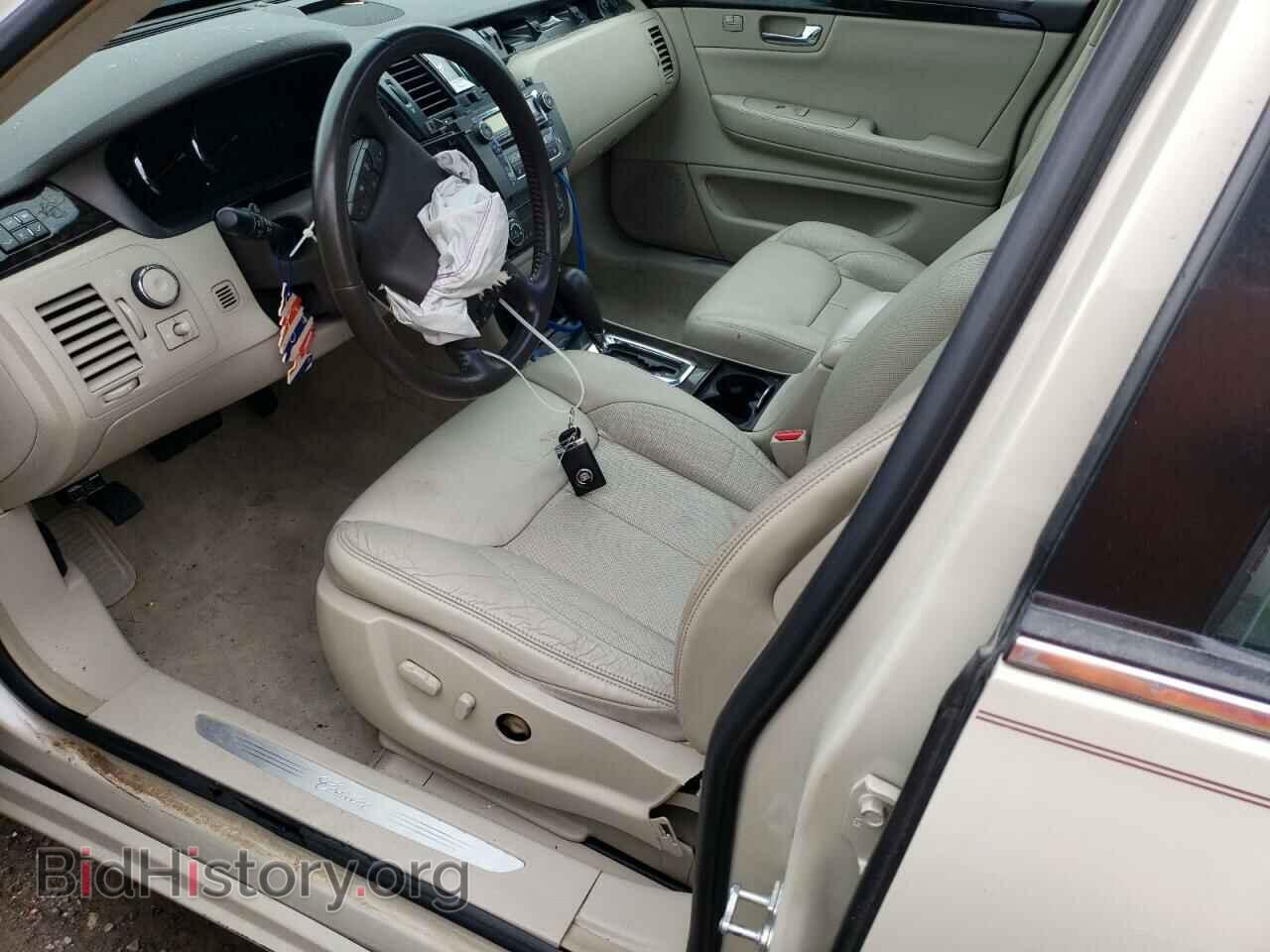 2011 CADILLAC DTS - VIN: 1G6KD5E61BU103644 - Фото 7