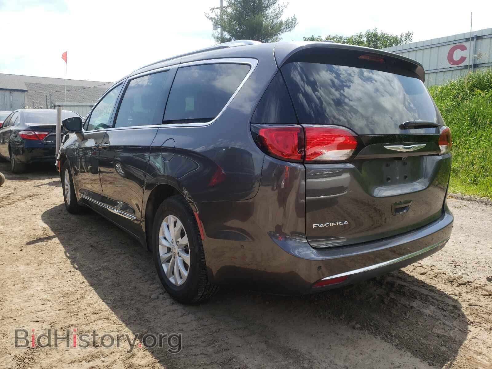 2019 CHRYSLER PACIFICA - VIN: 2C4RC1BG2KR706572 - Фото 3