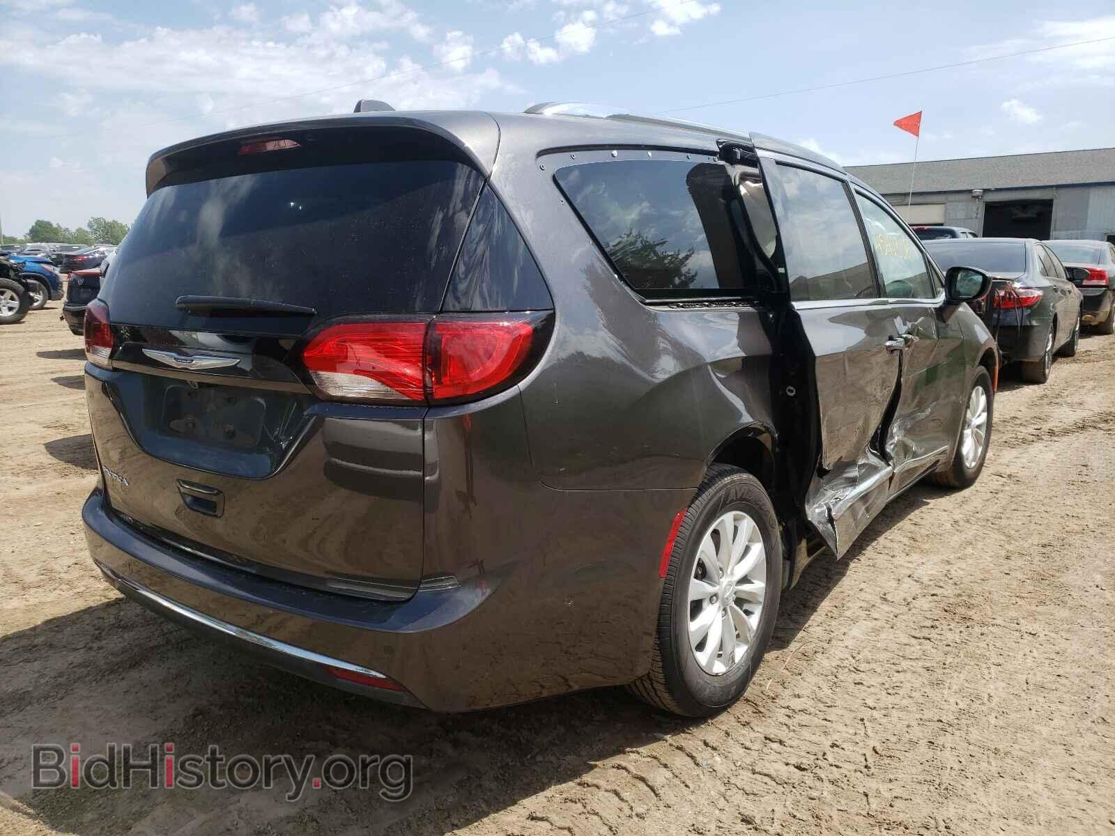 2019 CHRYSLER PACIFICA - VIN: 2C4RC1BG2KR706572 - Фото 4
