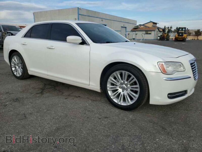 2014 Chrysler 300 (VIN 2C3CCAAG2EH214226) — photo 4 of 12