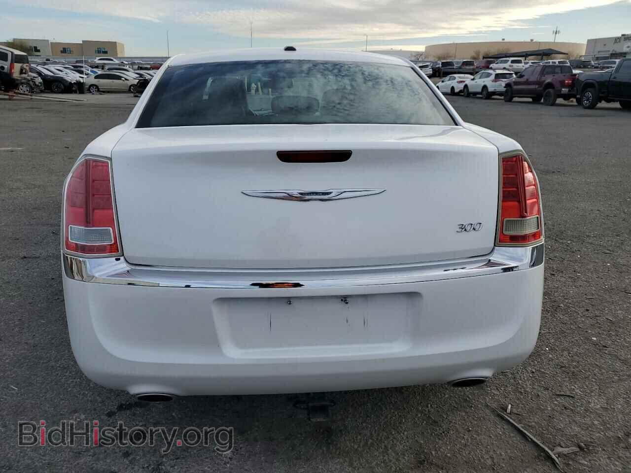 2014 CHRYSLER 300 - VIN: 2C3CCAAG2EH214226 - Фото 6