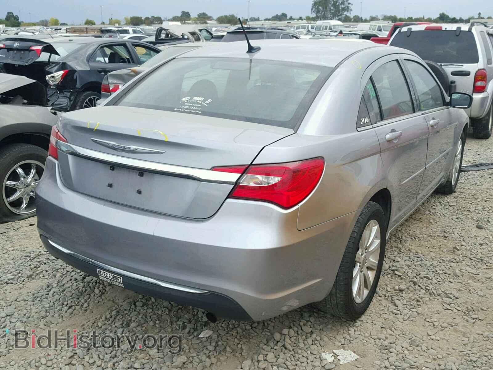 2013 CHRYSLER 200 - VIN: 1C3CCBBB0DN589823 - Фото 4