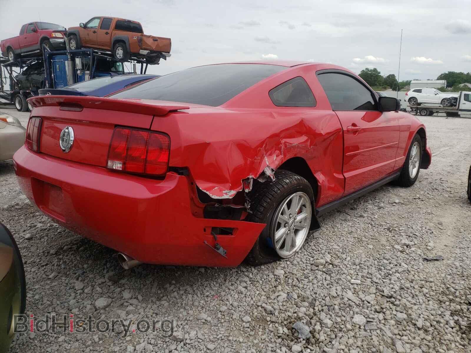 2007 FORD MUSTANG - VIN: 1ZVFT80N875211565 - Фото 4