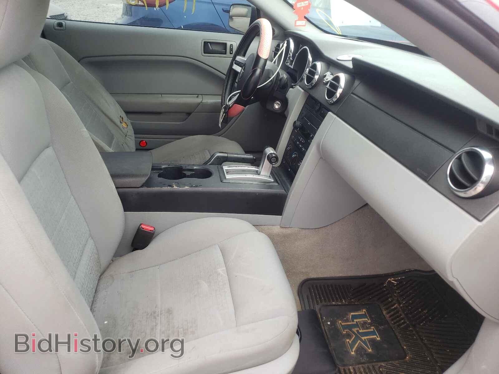 2007 FORD MUSTANG - VIN: 1ZVFT80N875211565 - Фото 5