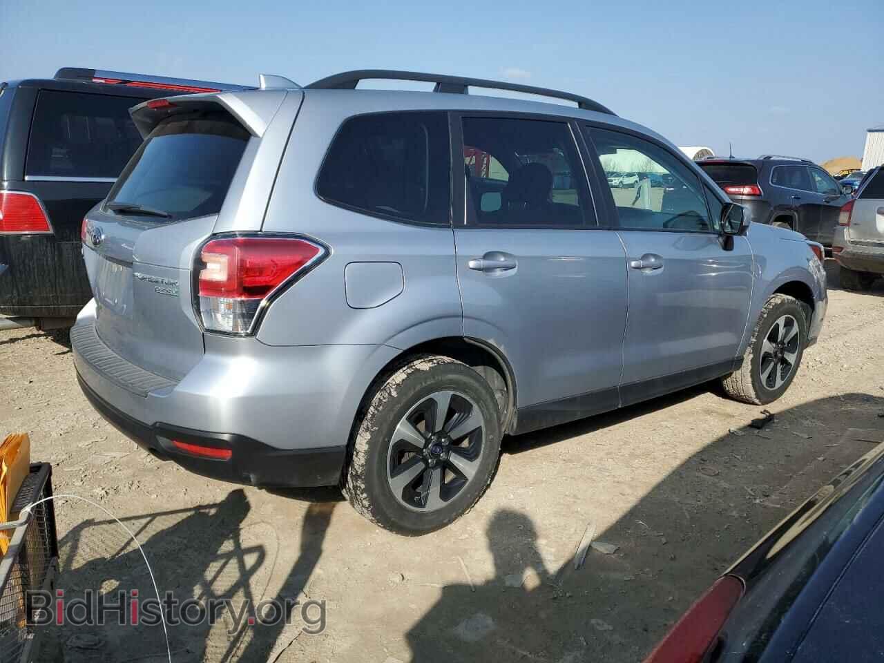 2017 SUBARU FORESTER - VIN: JF2SJAEC3HH467832 - Фото 3