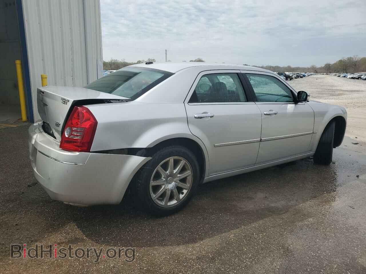 2010 CHRYSLER 300 - VIN: 2C3CA5CV4AH211203 - Фото 3