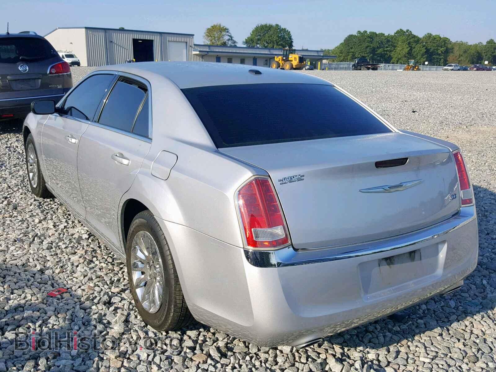 2012 CHRYSLER 300 - VIN: 2C3CCAAG0CH165864 - Фото 3