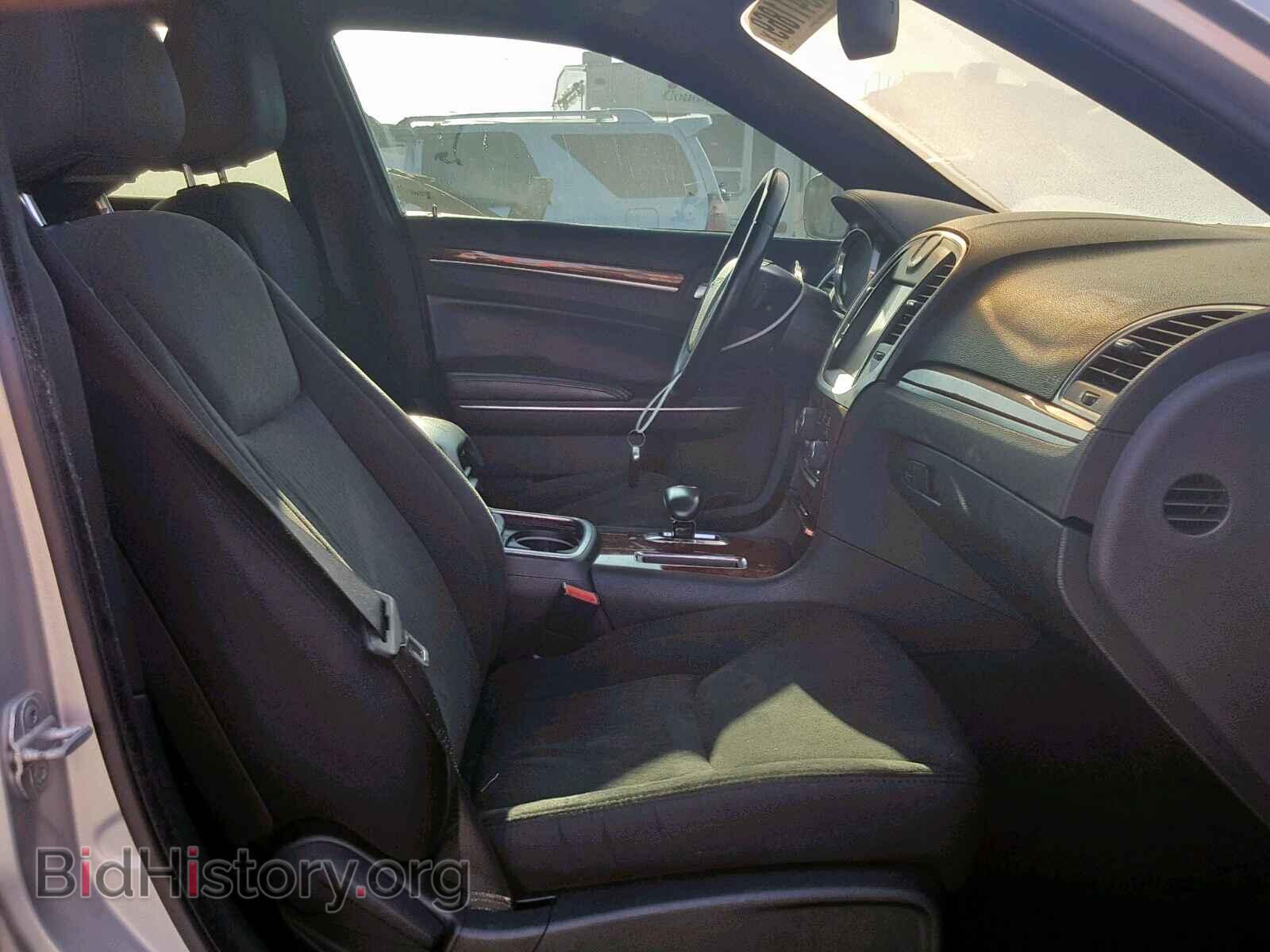 2012 CHRYSLER 300 - VIN: 2C3CCAAG0CH165864 - Фото 5