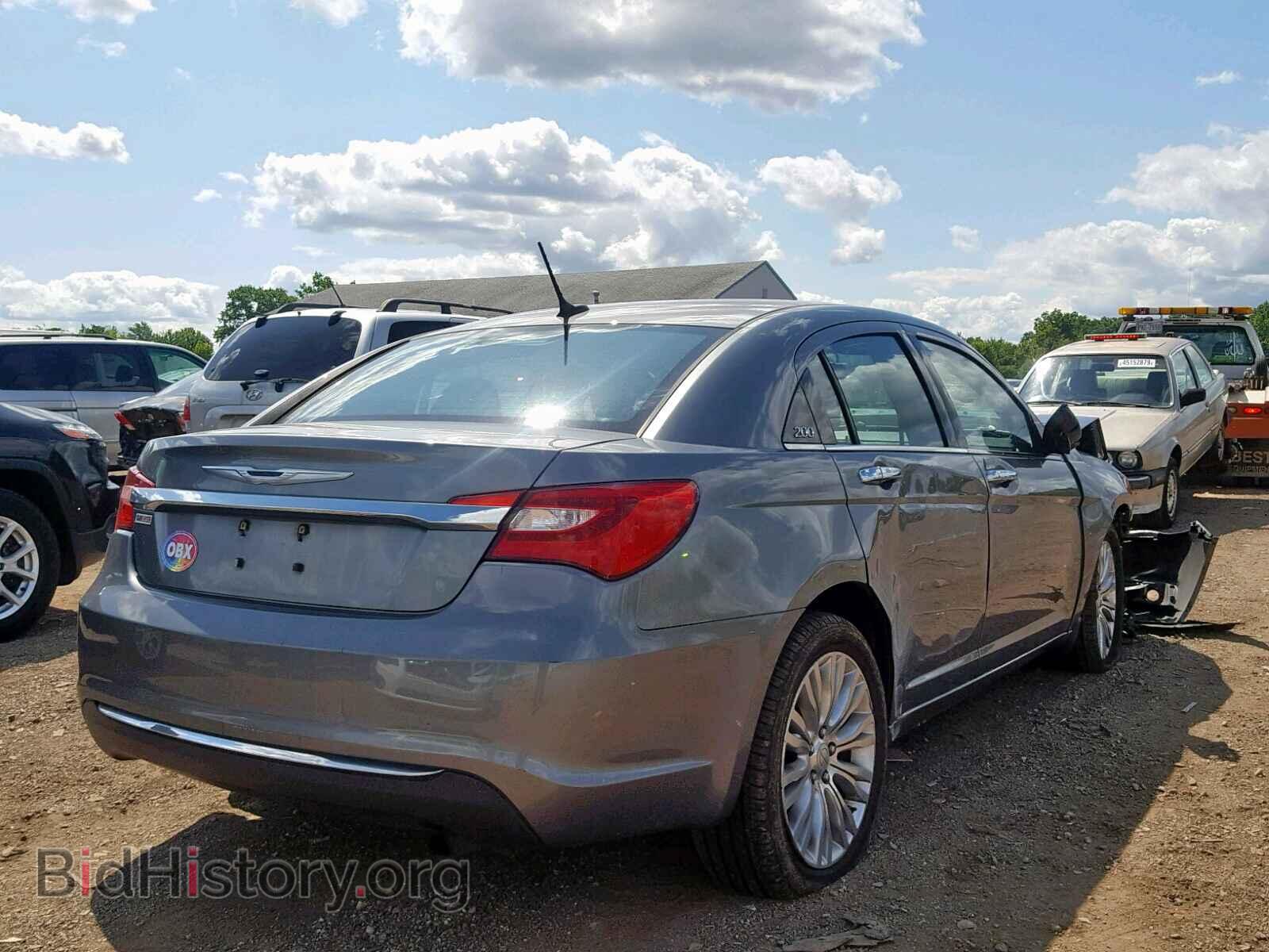 2011 CHRYSLER 200 - VIN: 1C3BC2FB7BN599476 - Фото 4