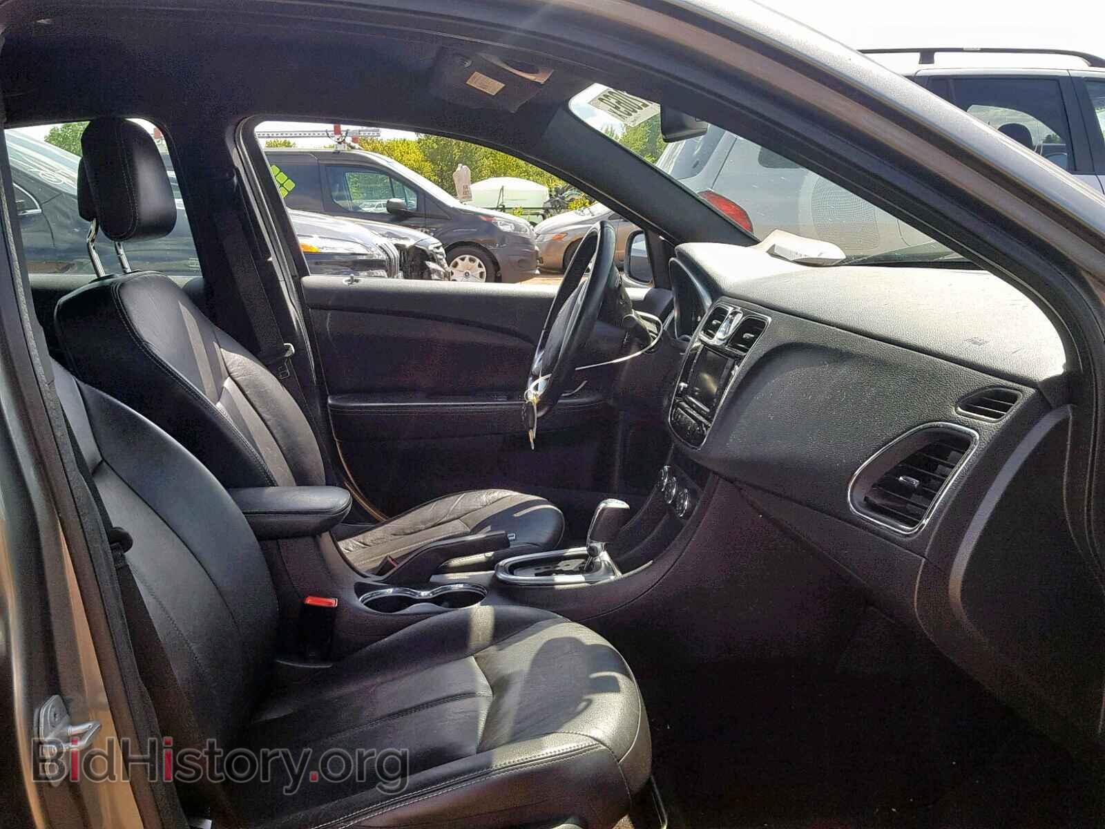 2011 CHRYSLER 200 - VIN: 1C3BC2FB7BN599476 - Фото 5