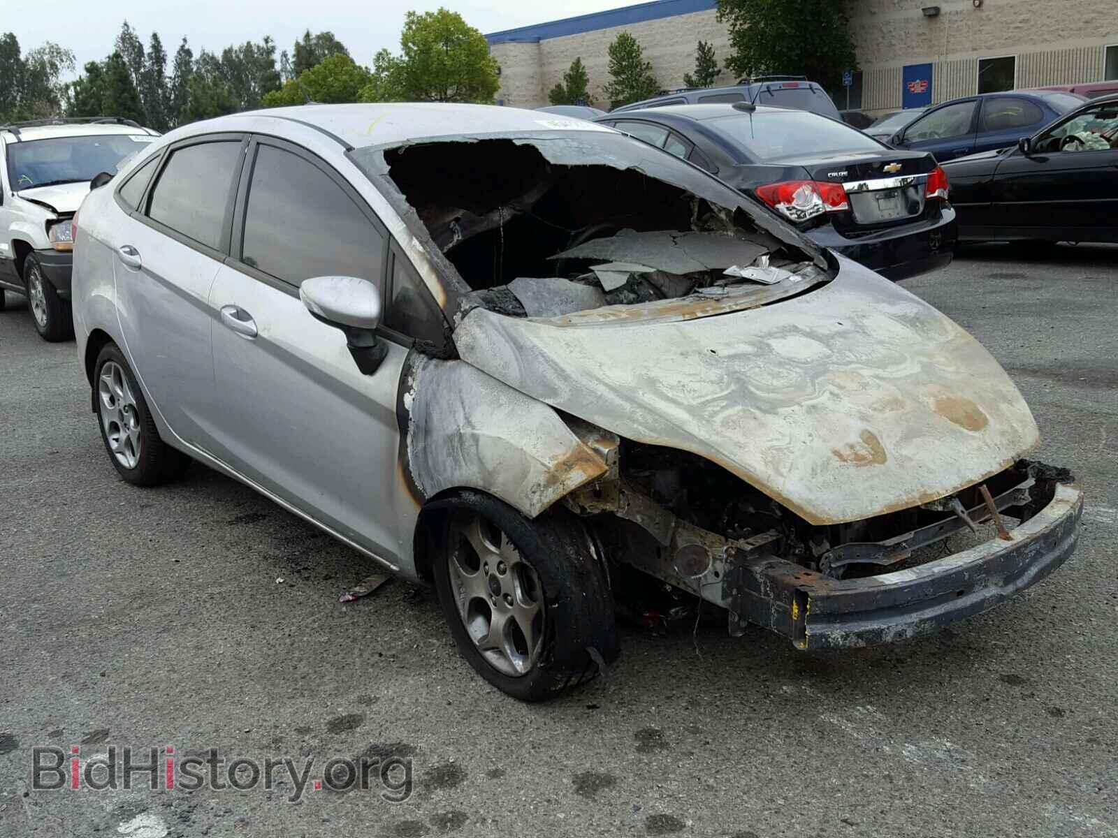 Photo 3FADP4CJ0BM121979 - FORD FIESTA 2011