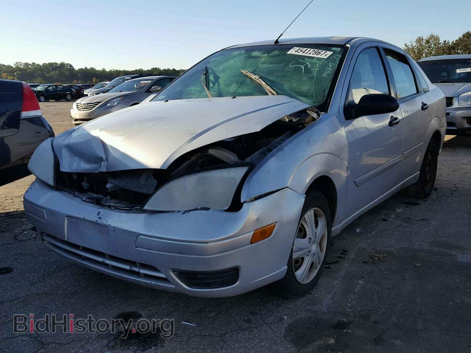 2005 FORD FOCUS - VIN: 1FAFP34N65W255744 - Фото 2