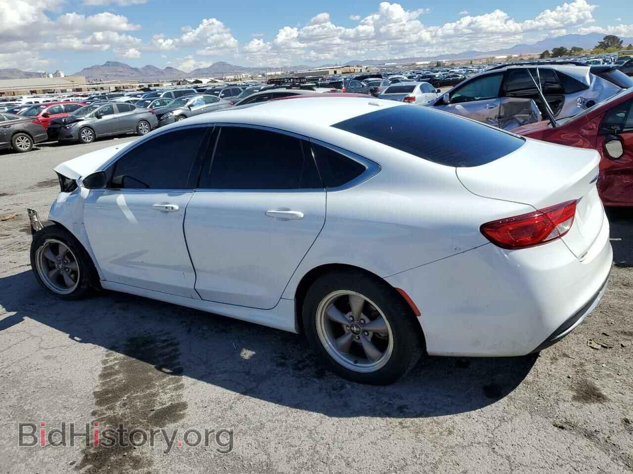 2015 CHRYSLER 200 - VIN: 1C3CCCAB8FN695060 - Фото 2