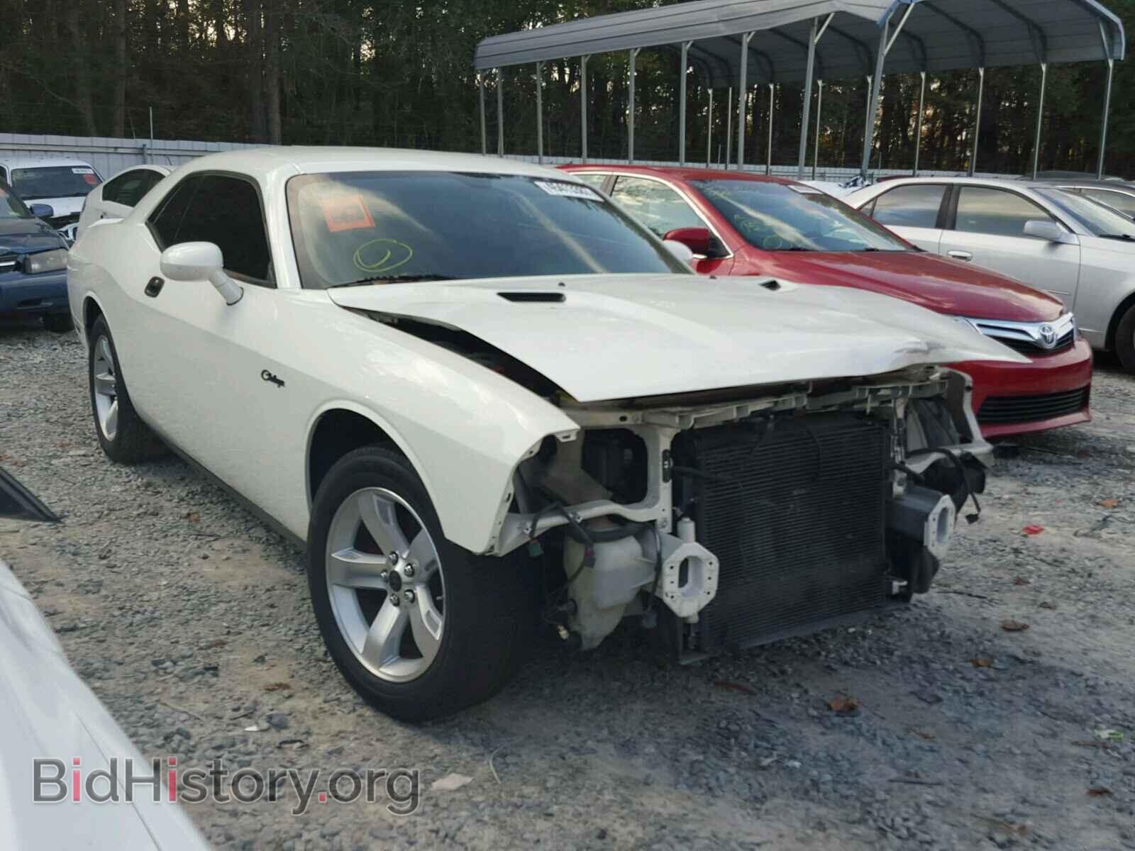 Photo 2B3LJ44V49H610372 - DODGE CHALLENGER 2009