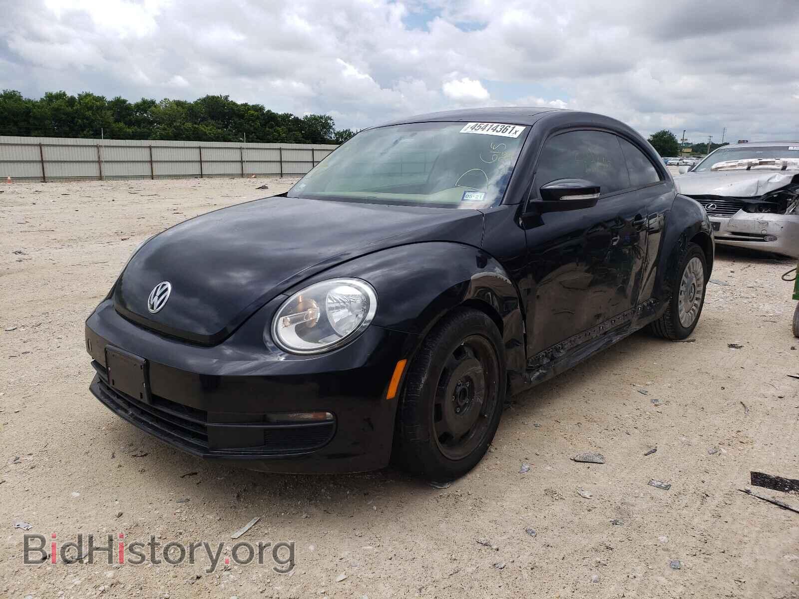 2014 VOLKSWAGEN BEETLE - VIN: 3VWJX7AT1EM615238 - Фото 2
