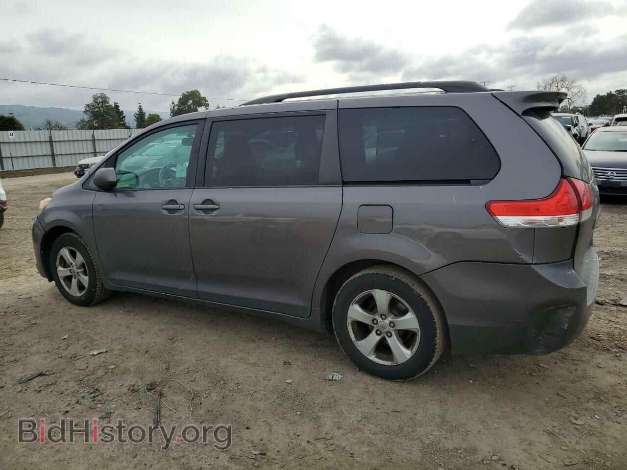 2012 TOYOTA All Models - VIN: 5TDKK3DC3CS233106 - Фото 2