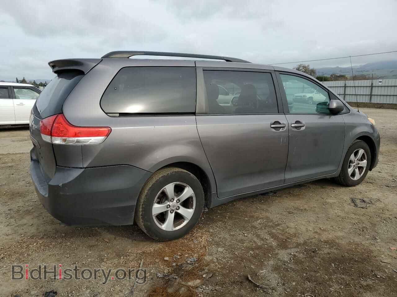 2012 TOYOTA All Models - VIN: 5TDKK3DC3CS233106 - Фото 3