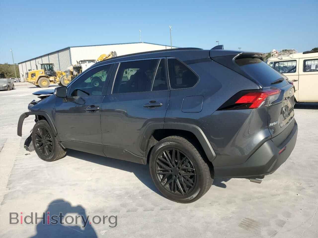 2021 TOYOTA RAV4 - VIN: 2T3C1RFV2MC094385 - Фото 2