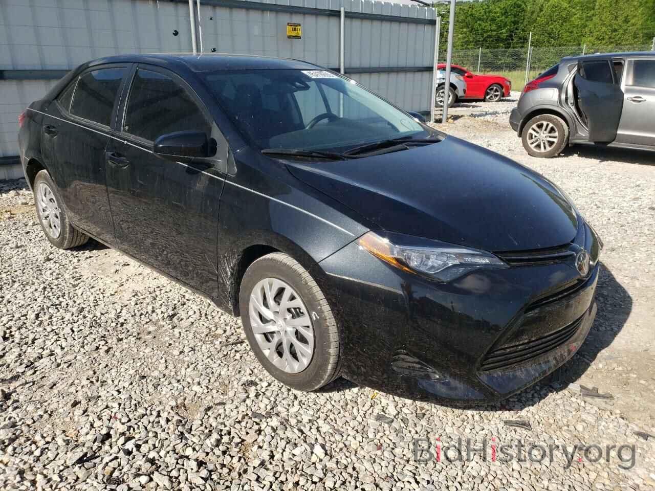 Photo 5YFBURHE3HP660939 - TOYOTA COROLLA 2017