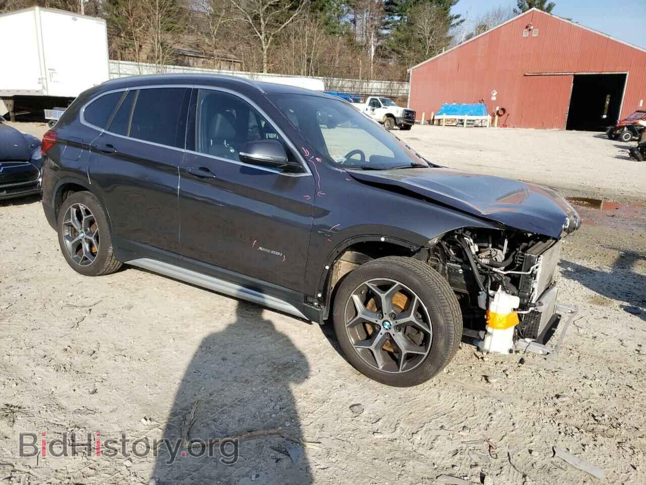 2016 BMW X1 - VIN: WBXHT3C37G5E51527 - Фото 4