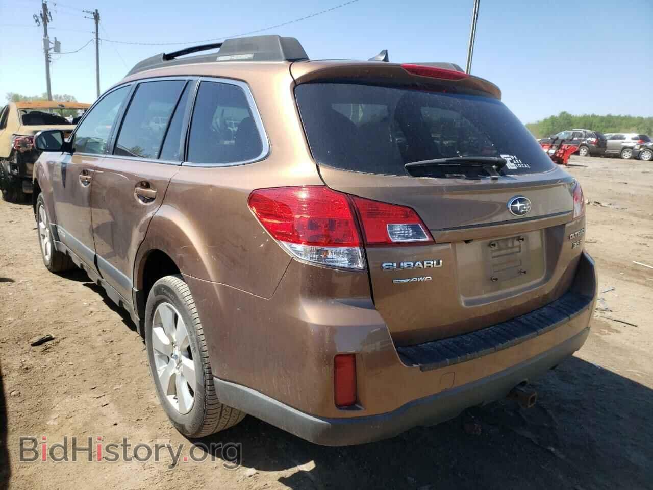 2011 SUBARU OUTBACK - VIN: 4S4BRELC8B2424465 - Photo 3