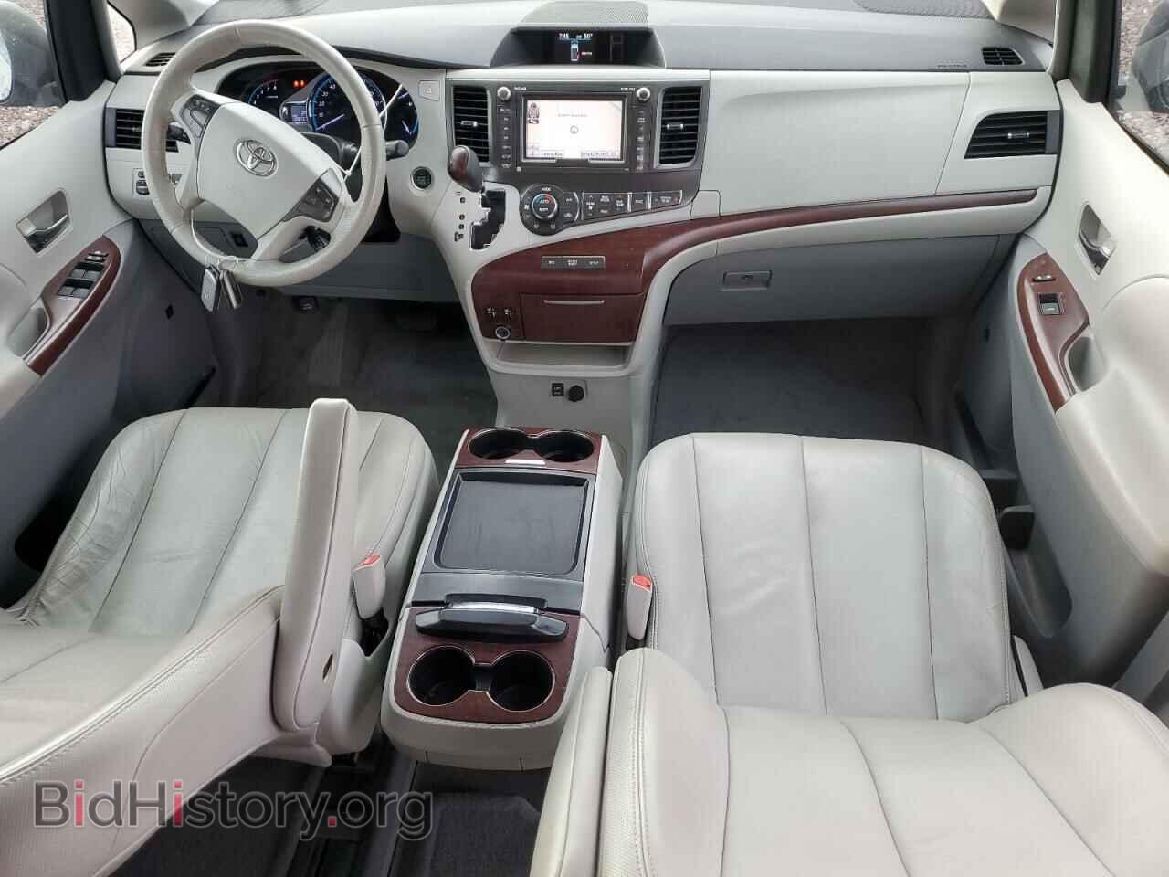 2011 TOYOTA All Models - VIN: 5TDYK3DC6BS009207 - Фото 8