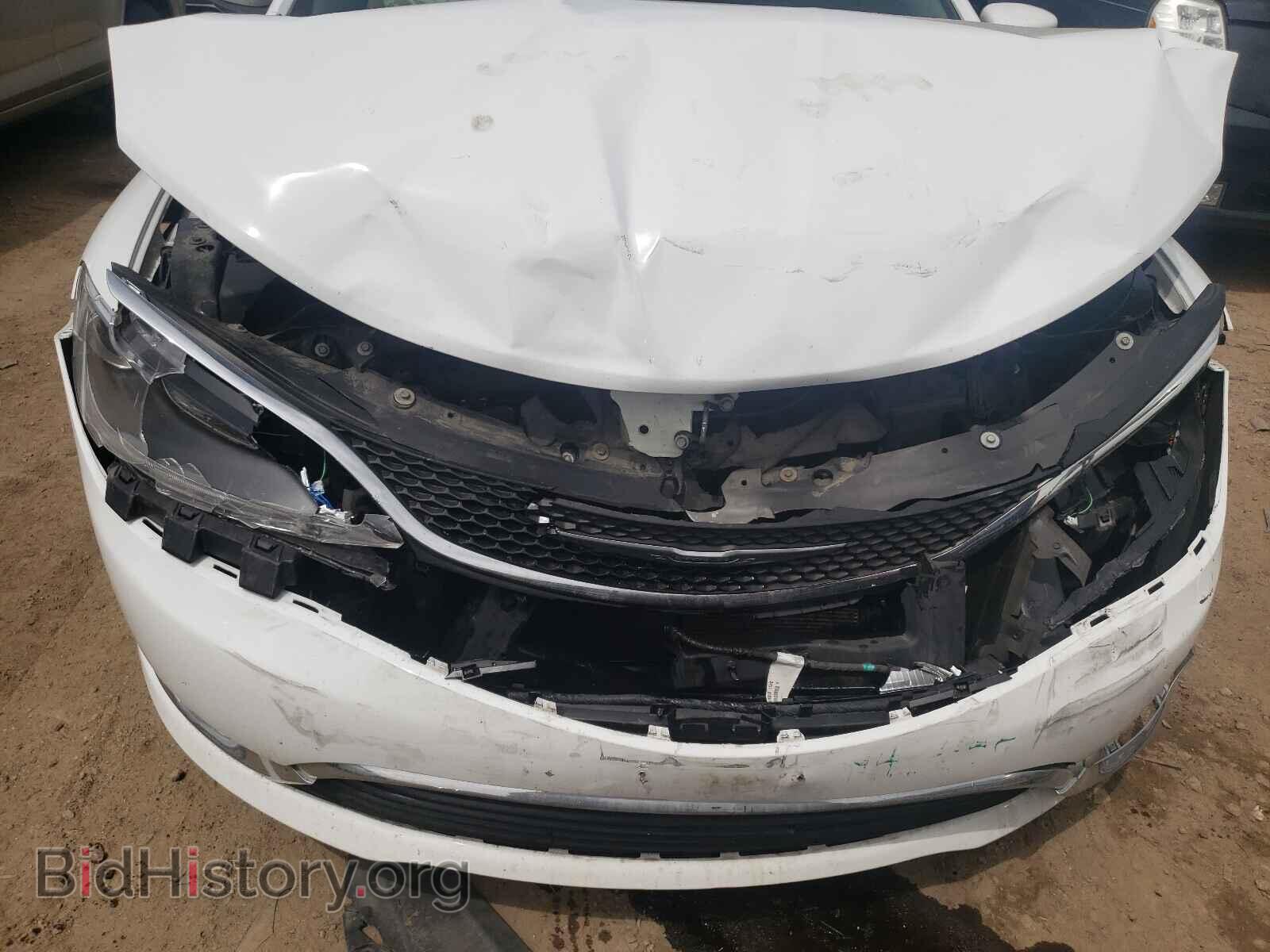 2016 CHRYSLER 200 - VIN: 1C3CCCAB7GN168144 - Фото 9