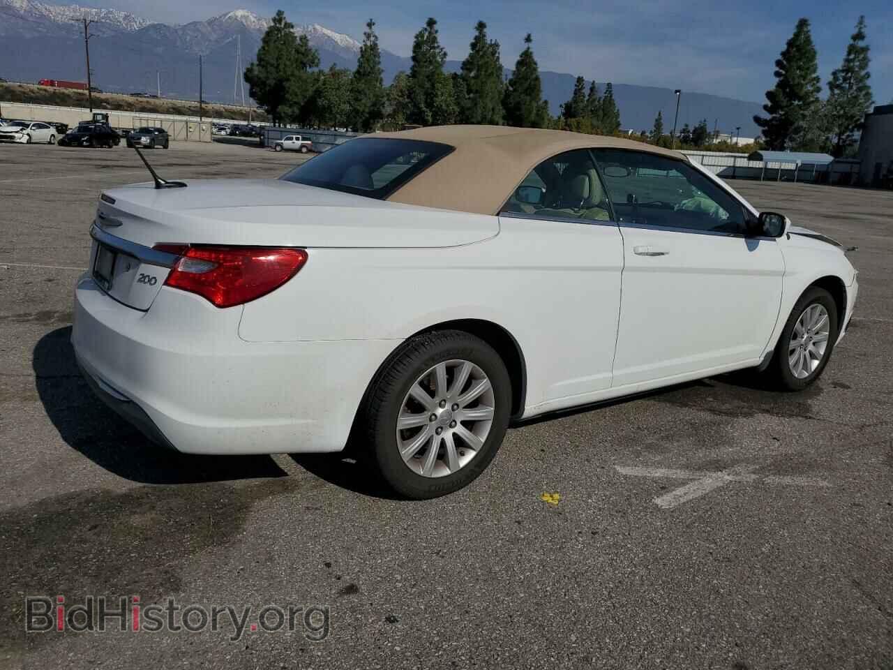 2012 CHRYSLER 200 - VIN: 1C3BCBEB2CN126541 - Photo 3