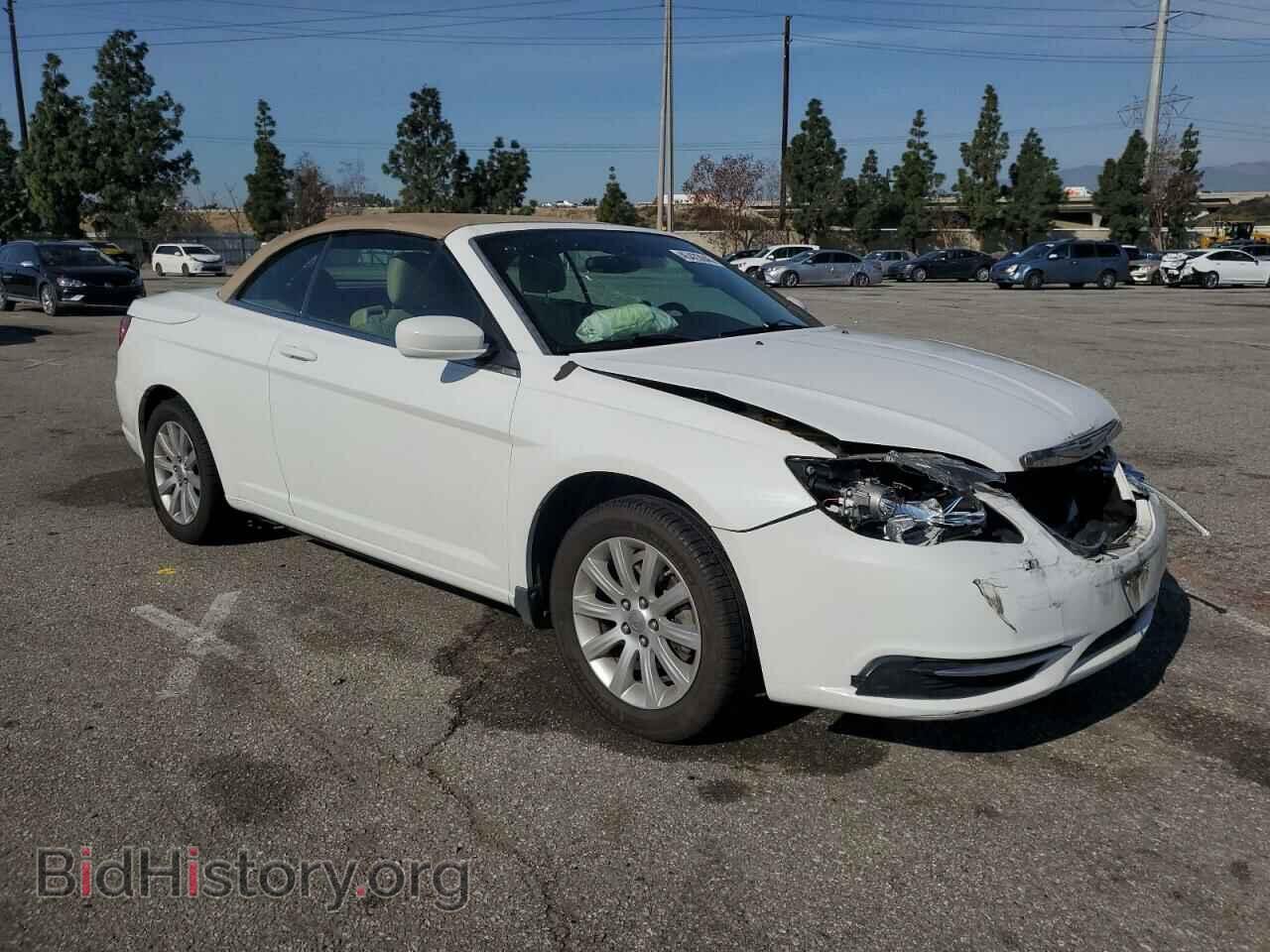 2012 CHRYSLER 200 - VIN: 1C3BCBEB2CN126541 - Photo 4