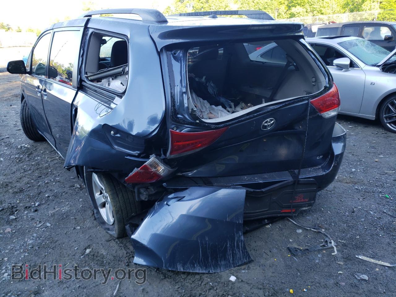 2013 TOYOTA SIENNA - VIN: 5TDKK3DC8DS357132 - Фото 9