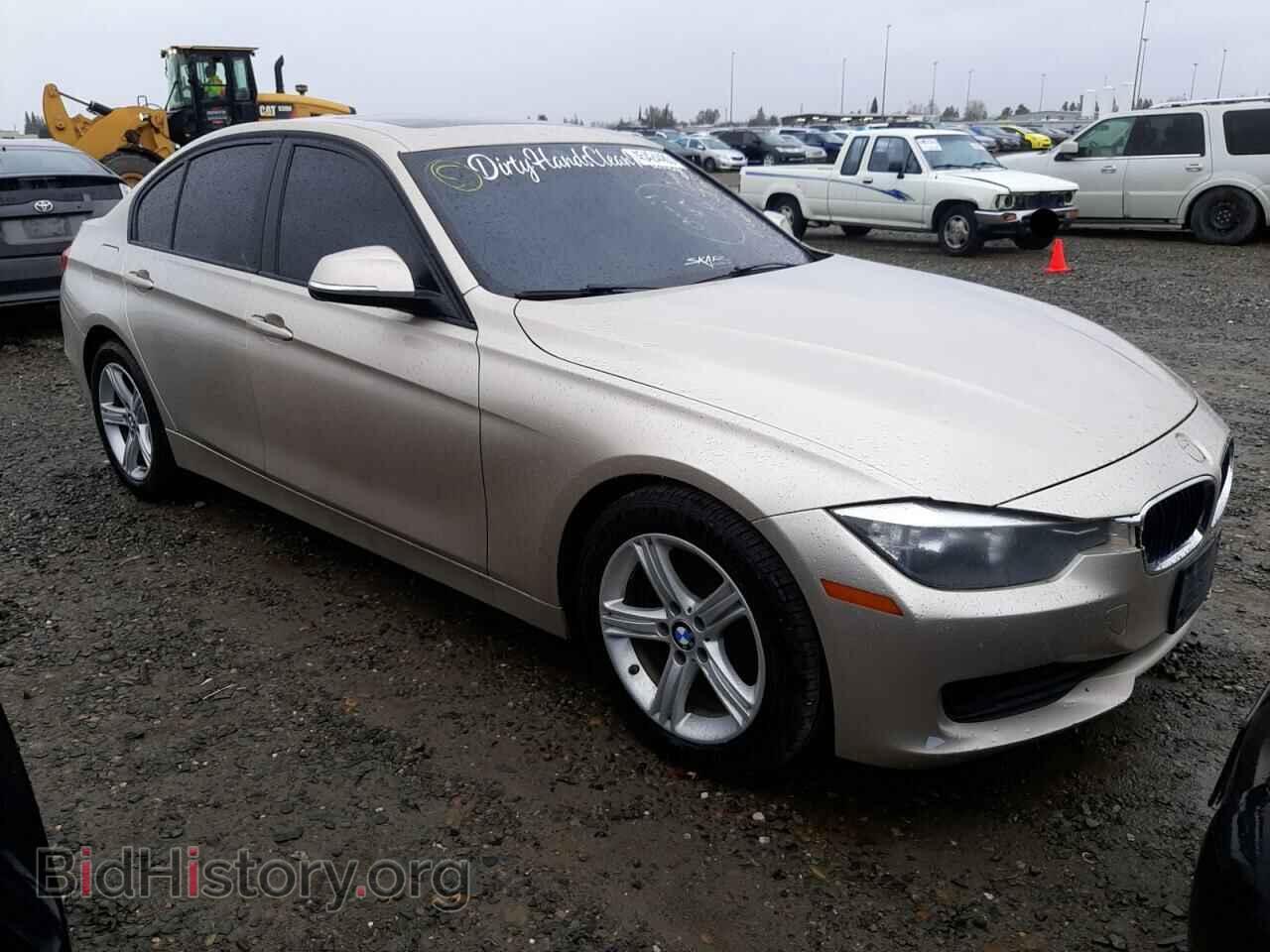 2013 BMW 3 SERIES - VIN: WBA3C1C59DF438517 - Фото 4