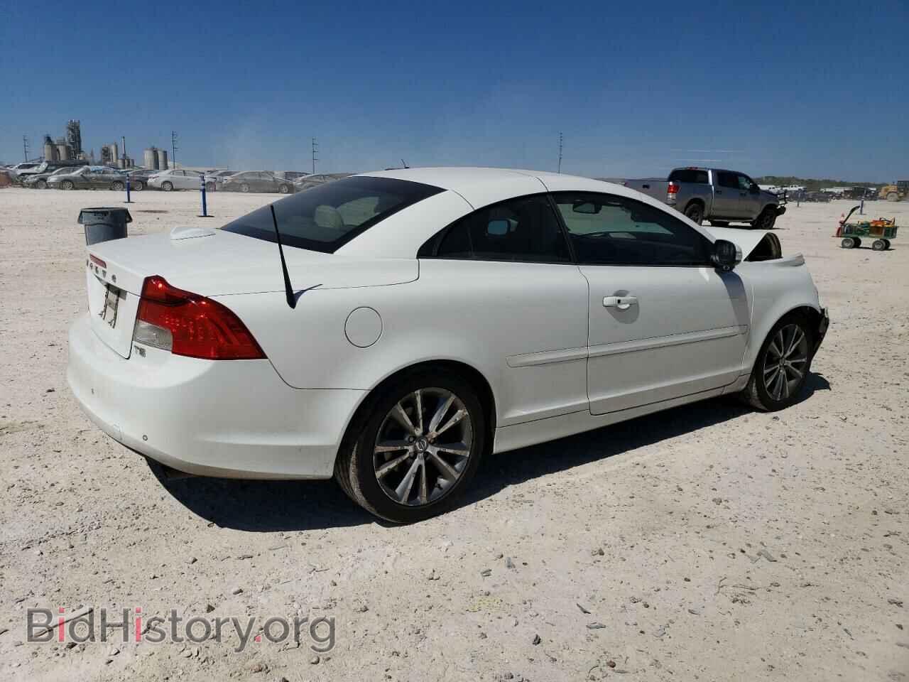 2011 VOLVO C70 - VIN: YV1672MC6BJ119202 - Фото 3