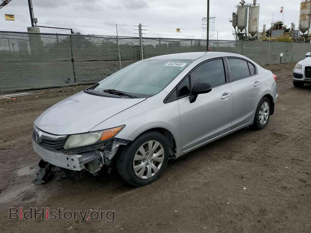 Фотография 19XFB2F58CE340379 - HONDA CIVIC 2012