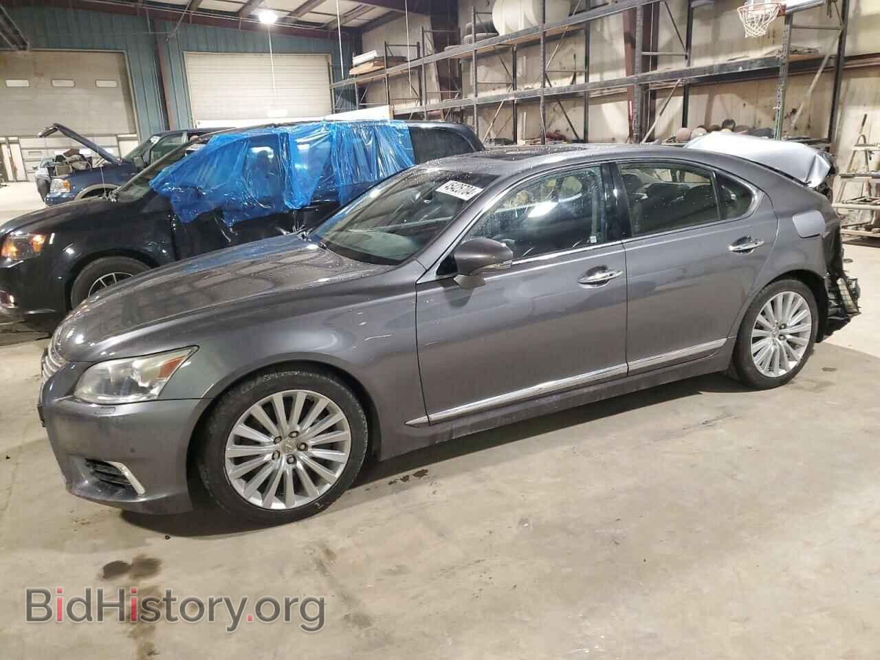 Photo JTHCL5EFXD5017085 - LEXUS LS460 2013