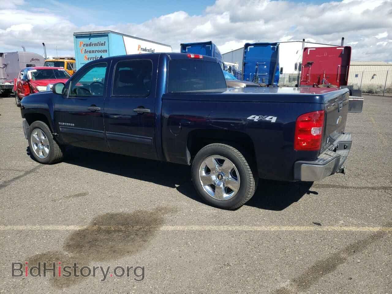 2011 CHEVROLET SILVERADO - VIN: 3GCPKSE36BG176010 - Фото 2