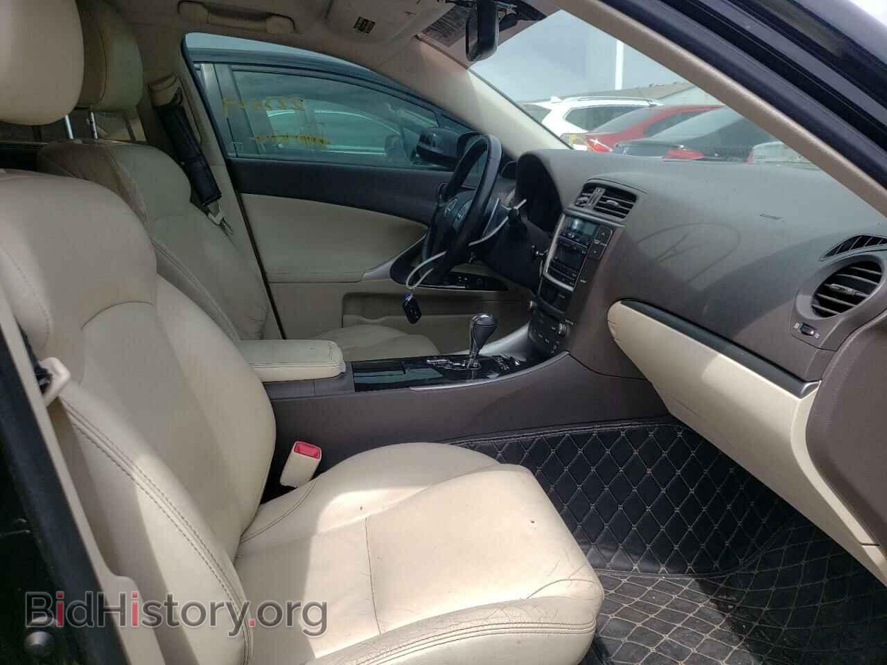 2011 LEXUS IS - VIN: JTHCE5C24B5000385 - Фото 5