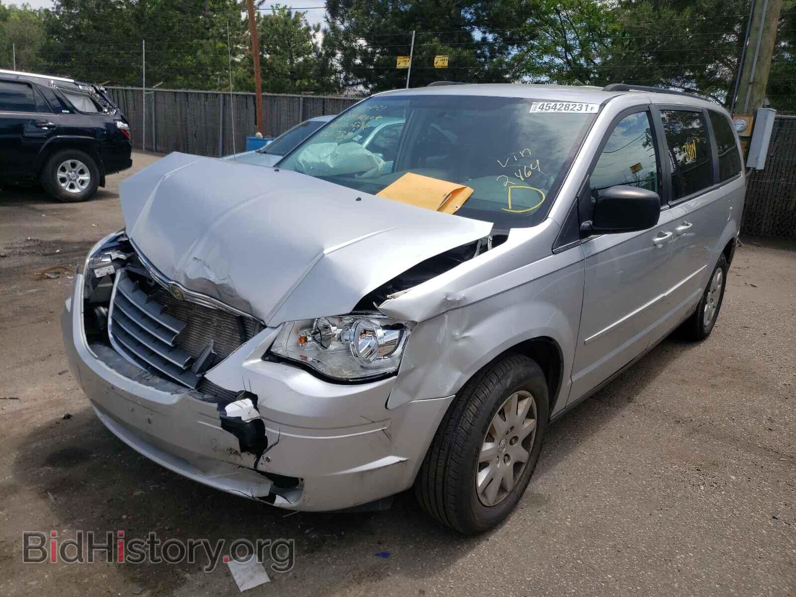 2010 CHRYSLER MINIVAN - VIN: 2A4RR4DE7AR192464 - Фото 2