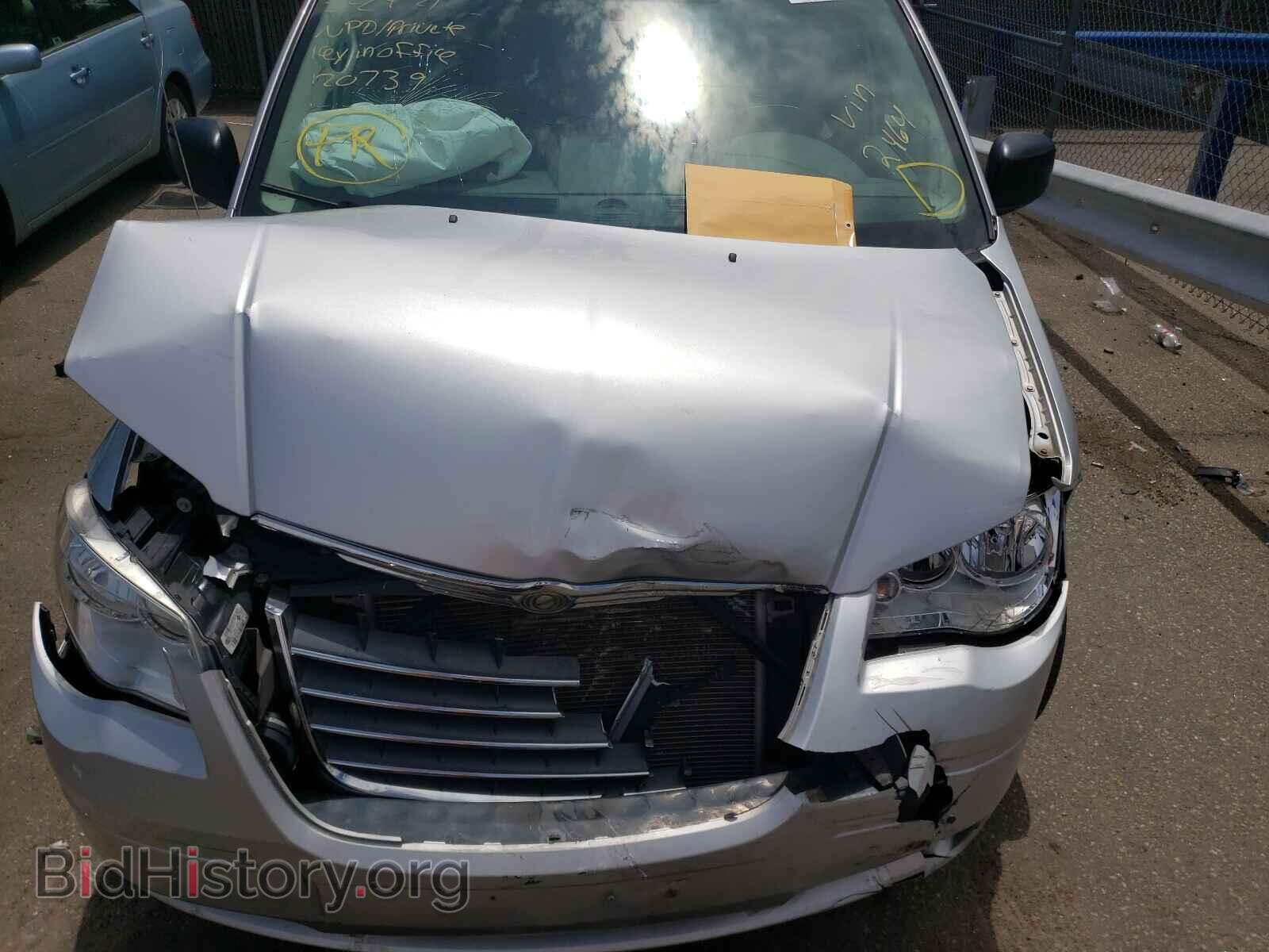 2010 CHRYSLER MINIVAN - VIN: 2A4RR4DE7AR192464 - Фото 7